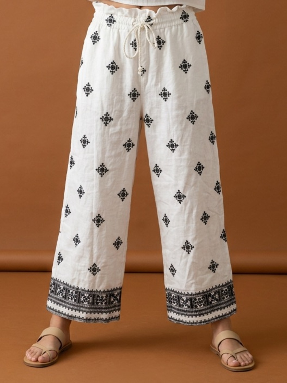 House of Harlow 1960 linen boho chic wide leg embroidered pants